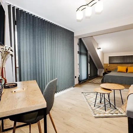 тих кът Villa *