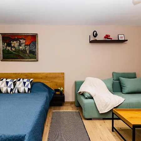 тих кът Villa *