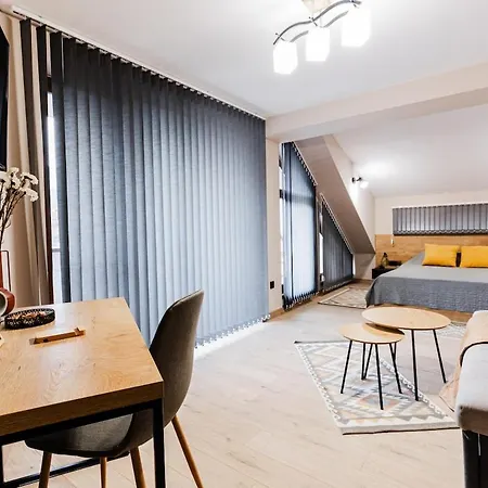 Villa тих кът *