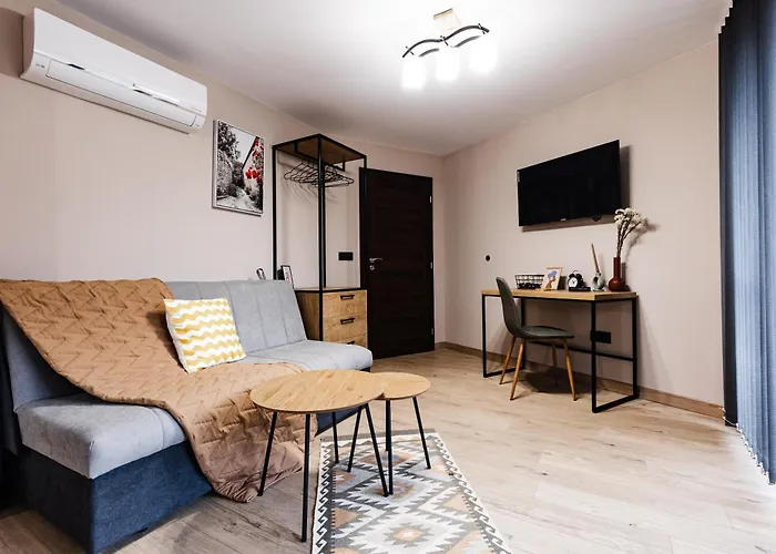 тих кът Villa *