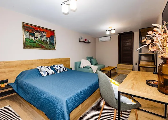 Villa тих кът *