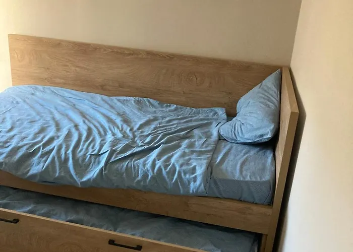 тих кът Villa *